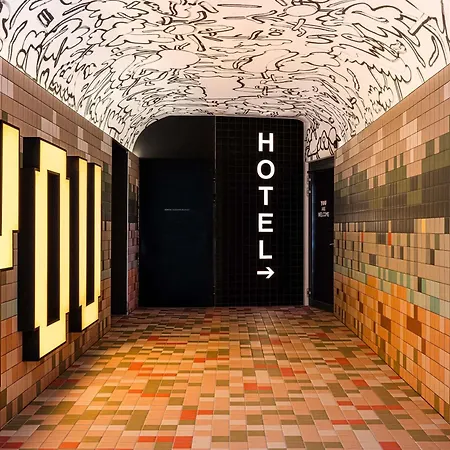 Hotel - Handwritten Collection 4*
