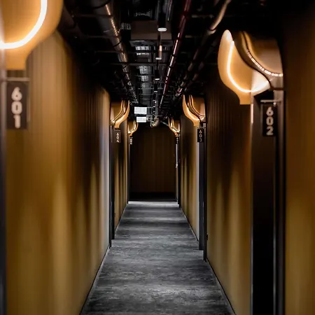 Hotel - Handwritten Collection 4*