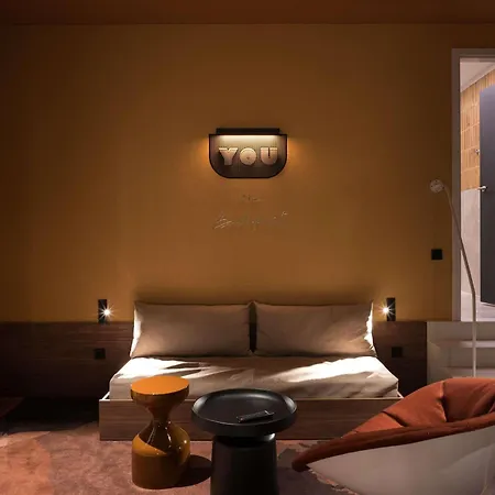 - Handwritten Collection Hotel Budapesta