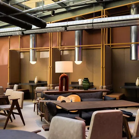 - Handwritten Collection Budapest