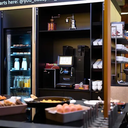 - Handwritten Collection Hotell Budapest